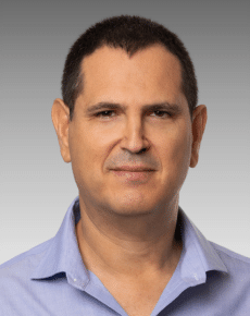 עו