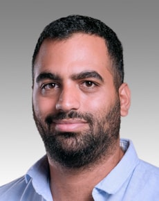 אלירן דגורקר  