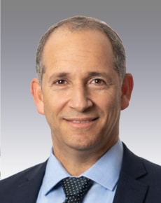 עו